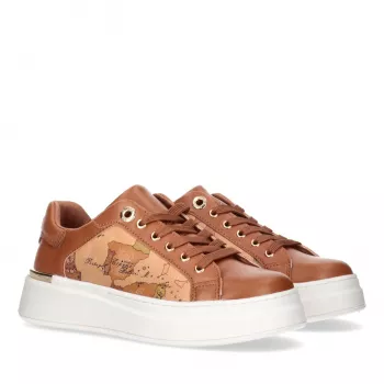 Alviero Martini Prima Classe Lace-Ups: Fit & Style